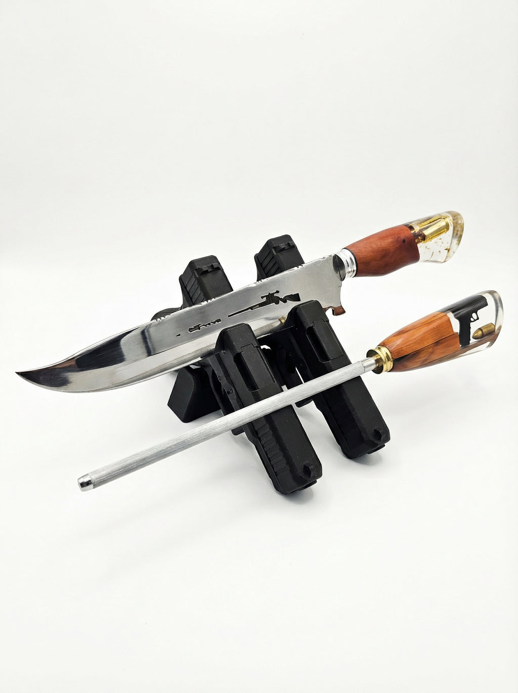 Expositor de Facas - Icônico Suporte Dupla Pistola para Faca e Charia