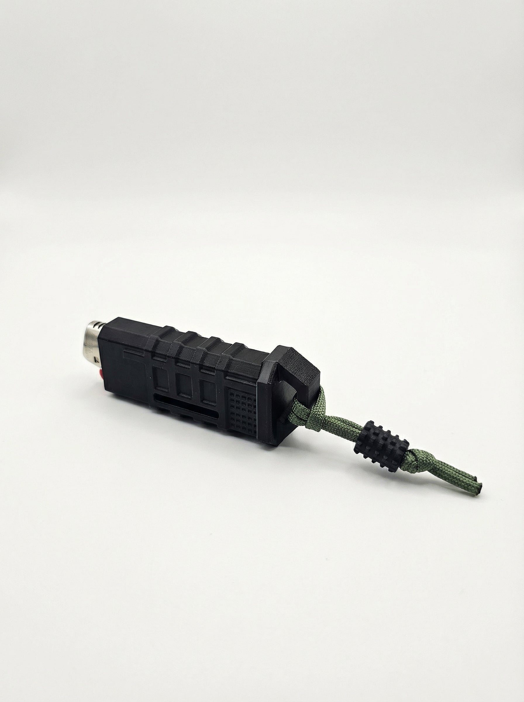 Capa de Isqueiro - Em Formato de Carregador de Fuzil AR